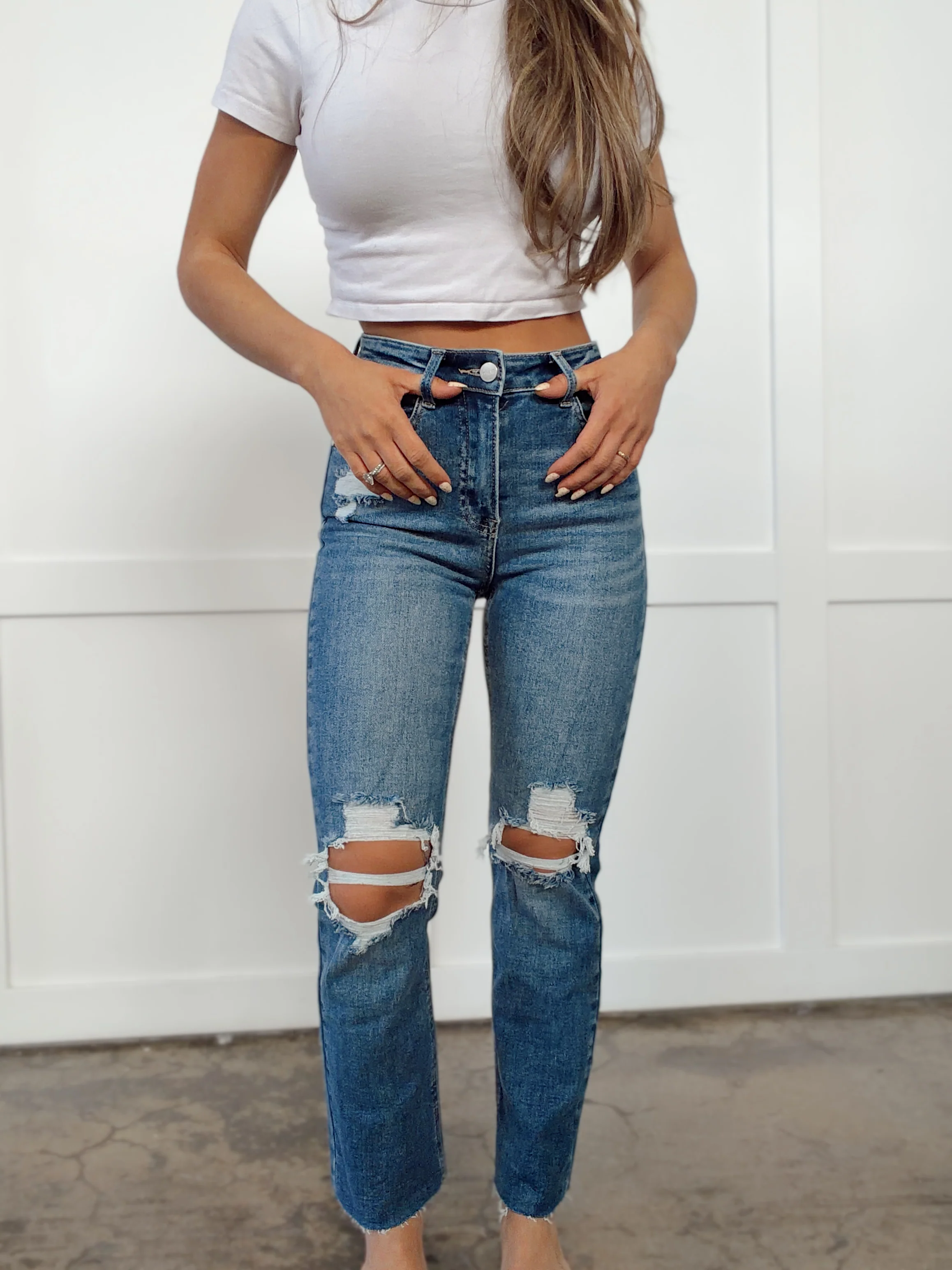 Annie High Rise Crop Straight Jeans