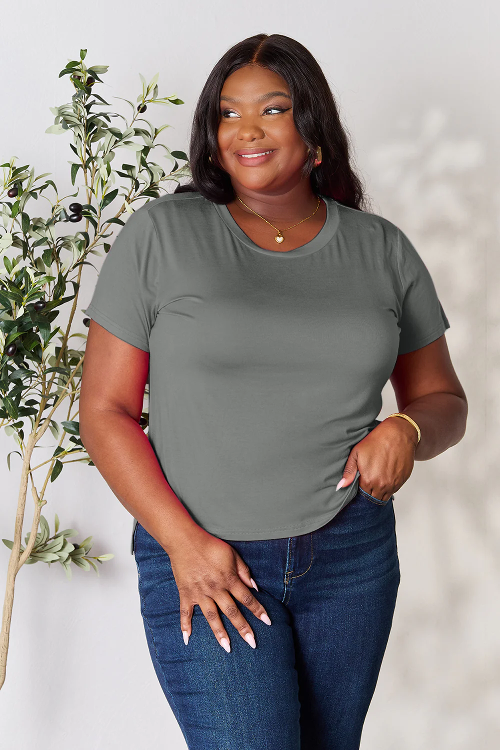 Renee Round Neck Short Sleeve T-Shirt - Image 14
