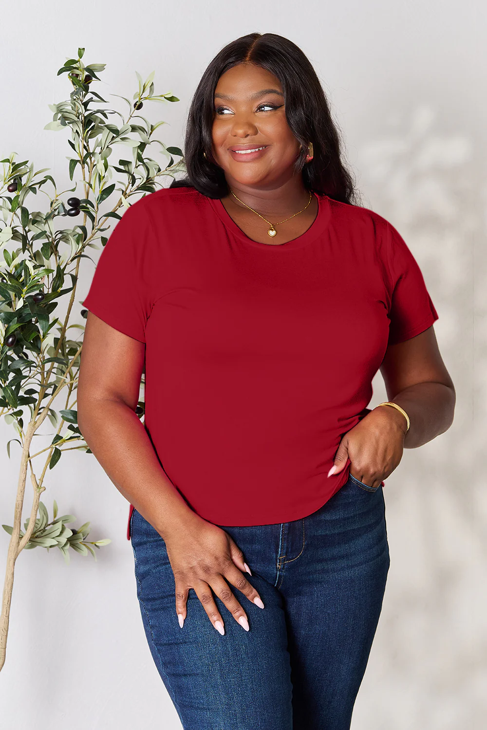 Renee Round Neck Short Sleeve T-Shirt - Image 19