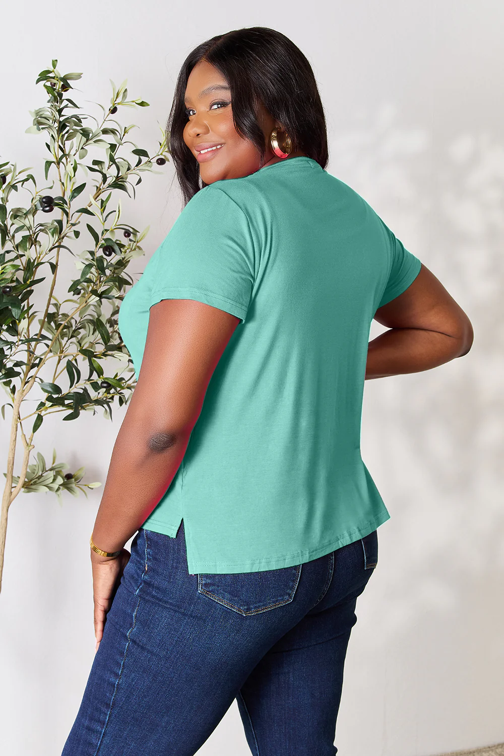 Renee Round Neck Short Sleeve T-Shirt - Image 29