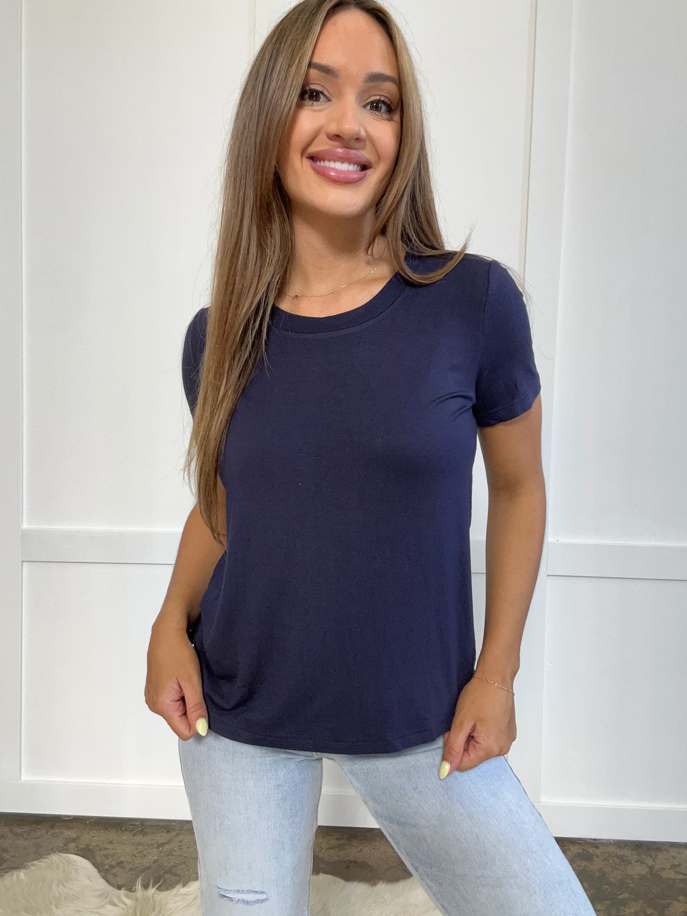 Renee Round Neck Short Sleeve T-Shirt - Image 7