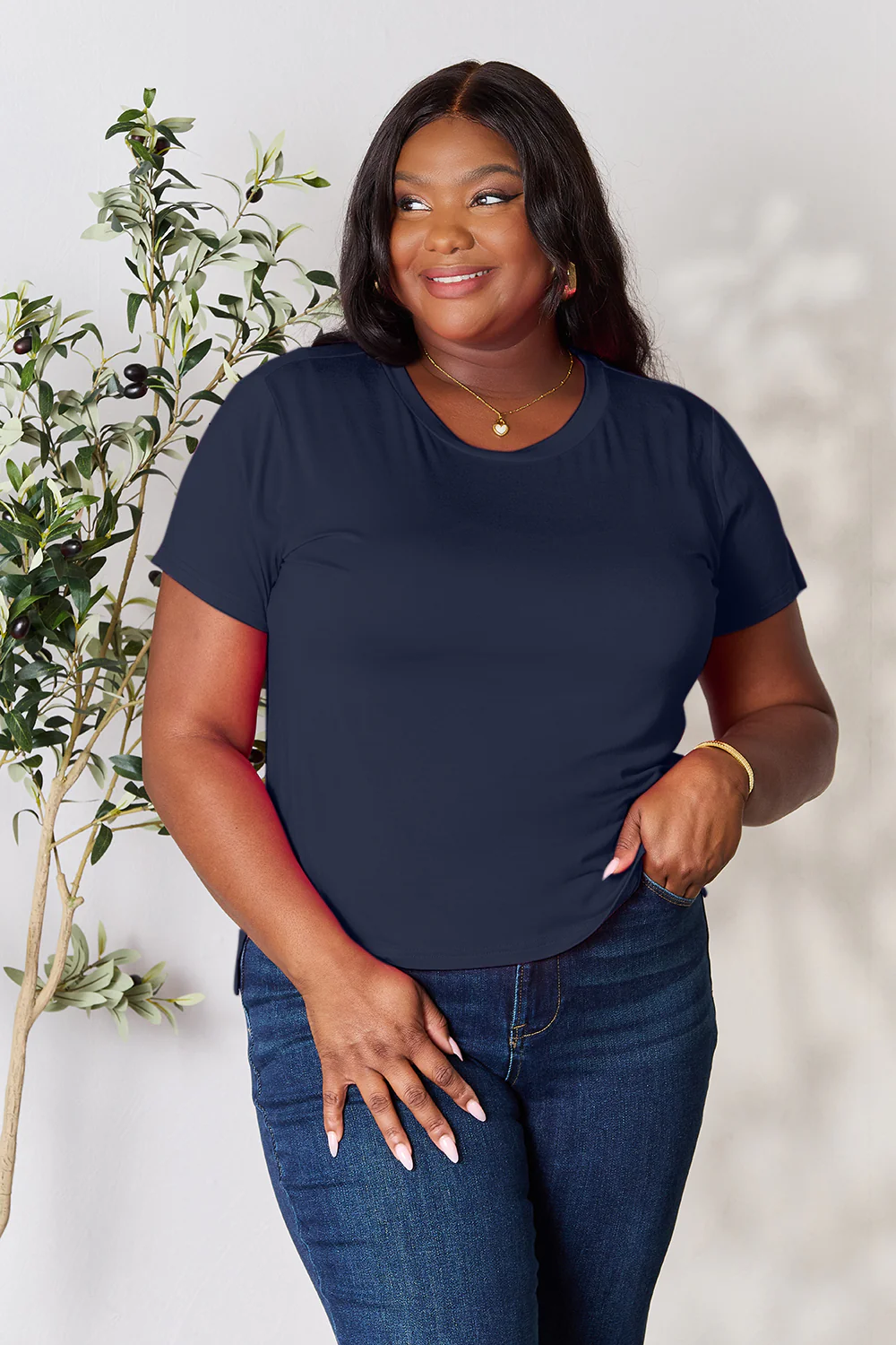 Renee Round Neck Short Sleeve T-Shirt - Image 9
