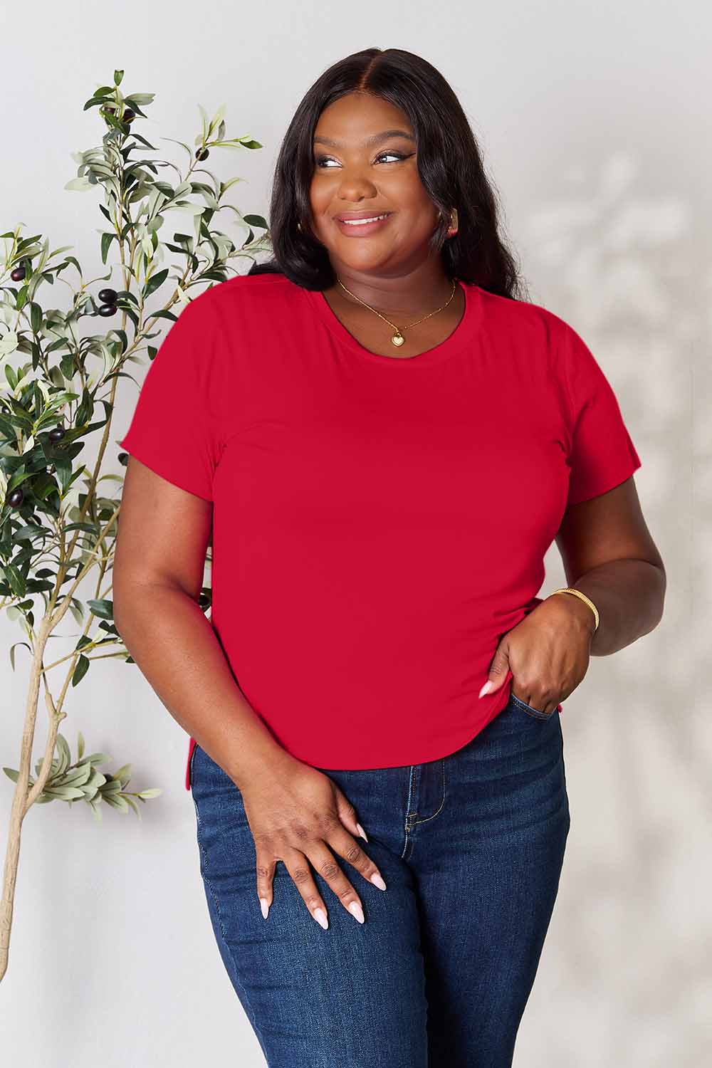 Renee Round Neck Short Sleeve T-Shirt - Image 17