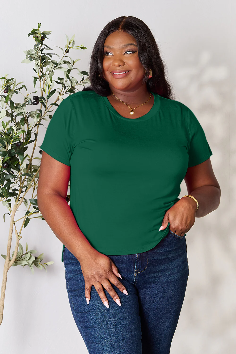 Renee Round Neck Short Sleeve T-Shirt - Image 18