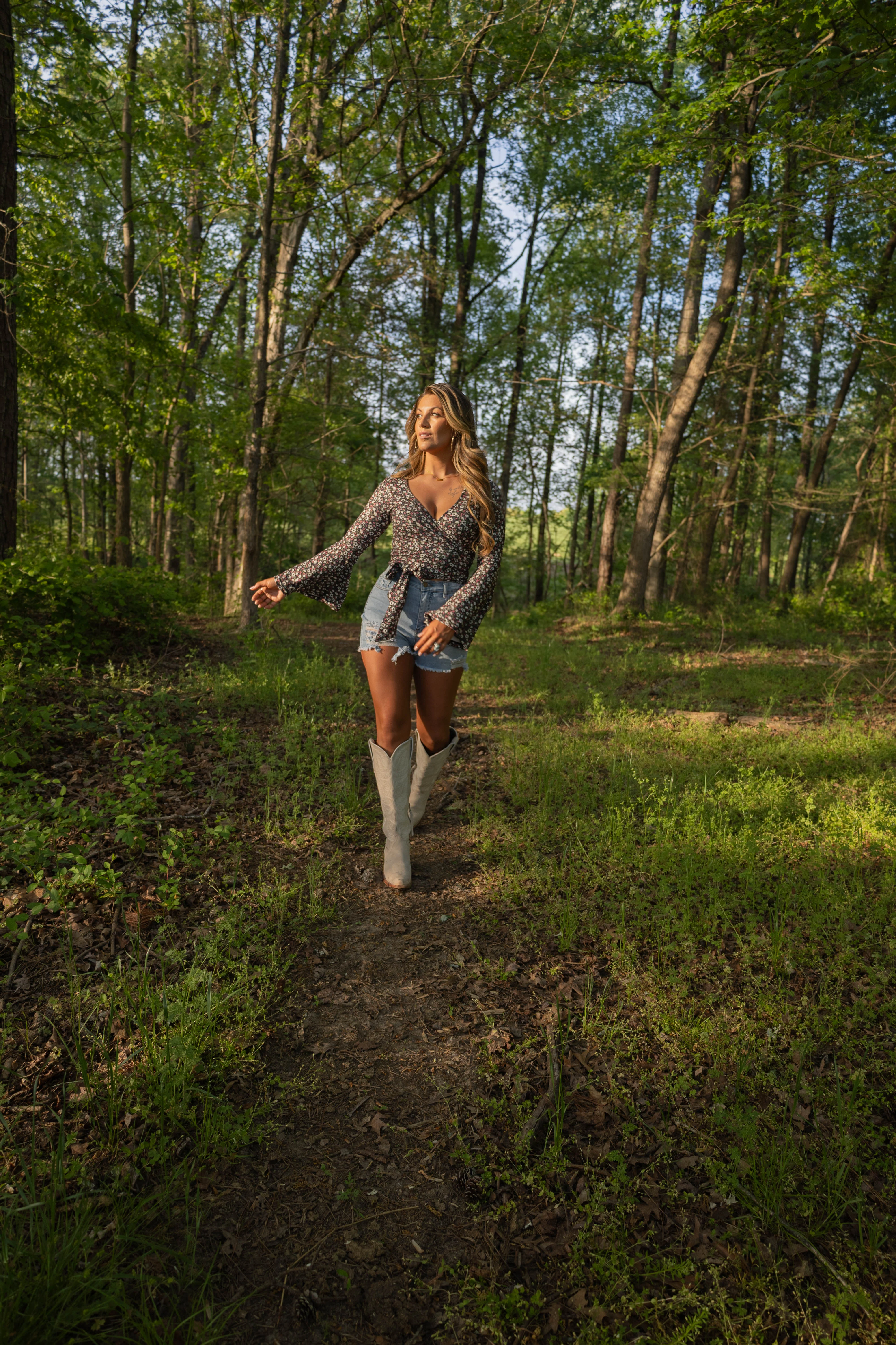 Breanne Distressed High Rise Shorts - Image 38