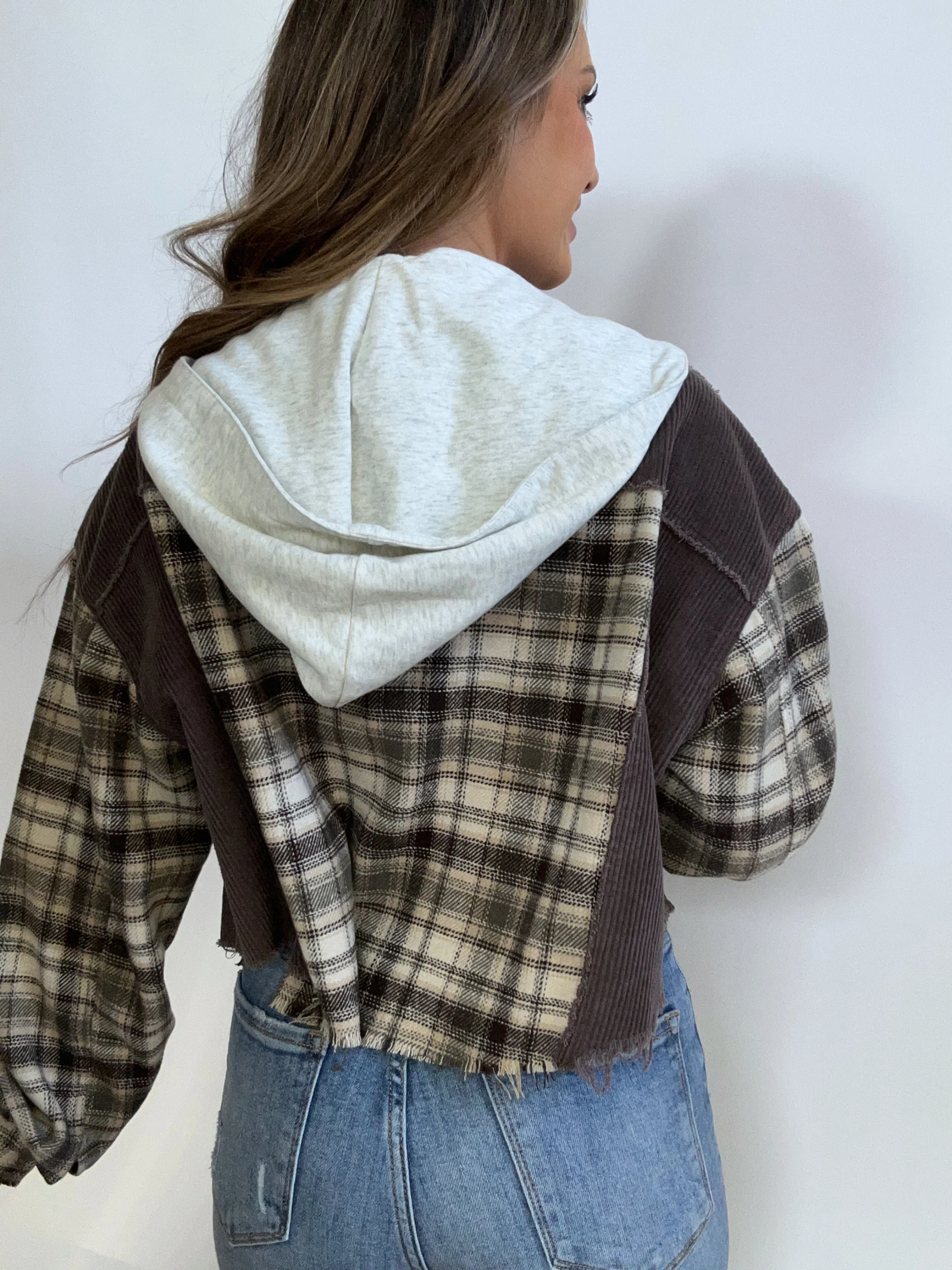 Fall Leaves Plaid Cropped Shacket - Image 10