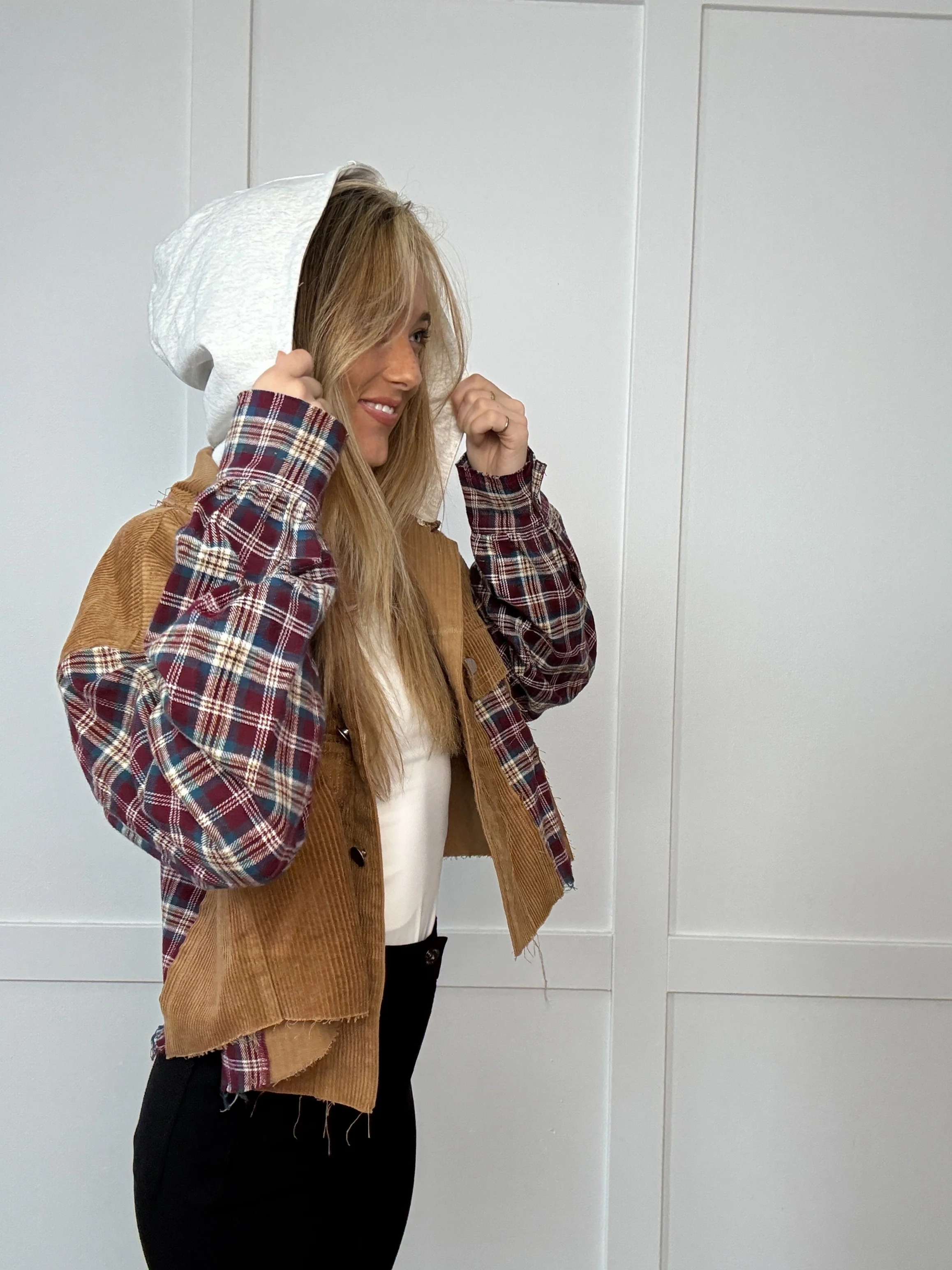 Fall Leaves Plaid Cropped Shacket - Image 7