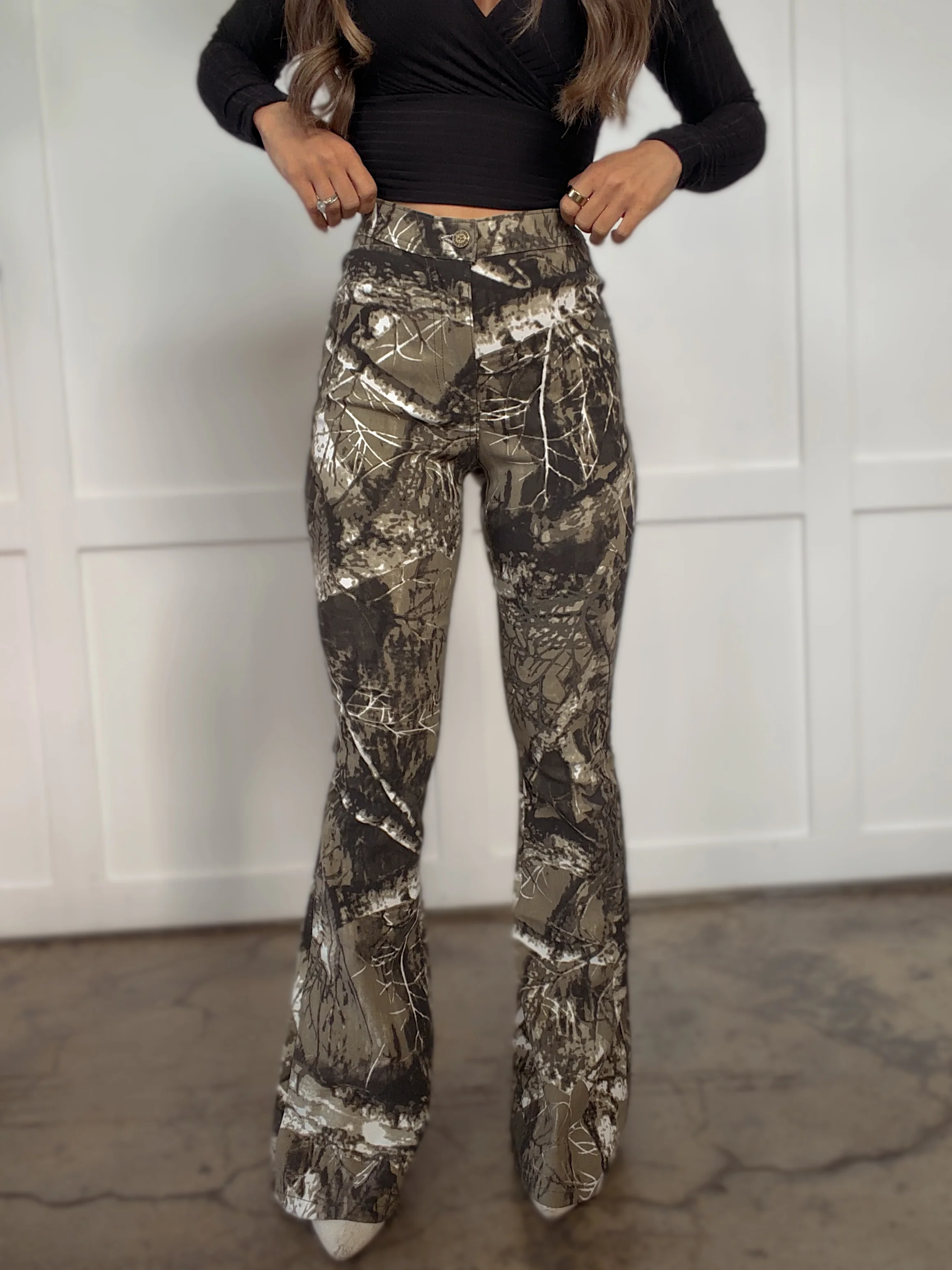 Fiona High Waisted Bell Bottom Flare Jeans - Moss Brown Camo - Image 16