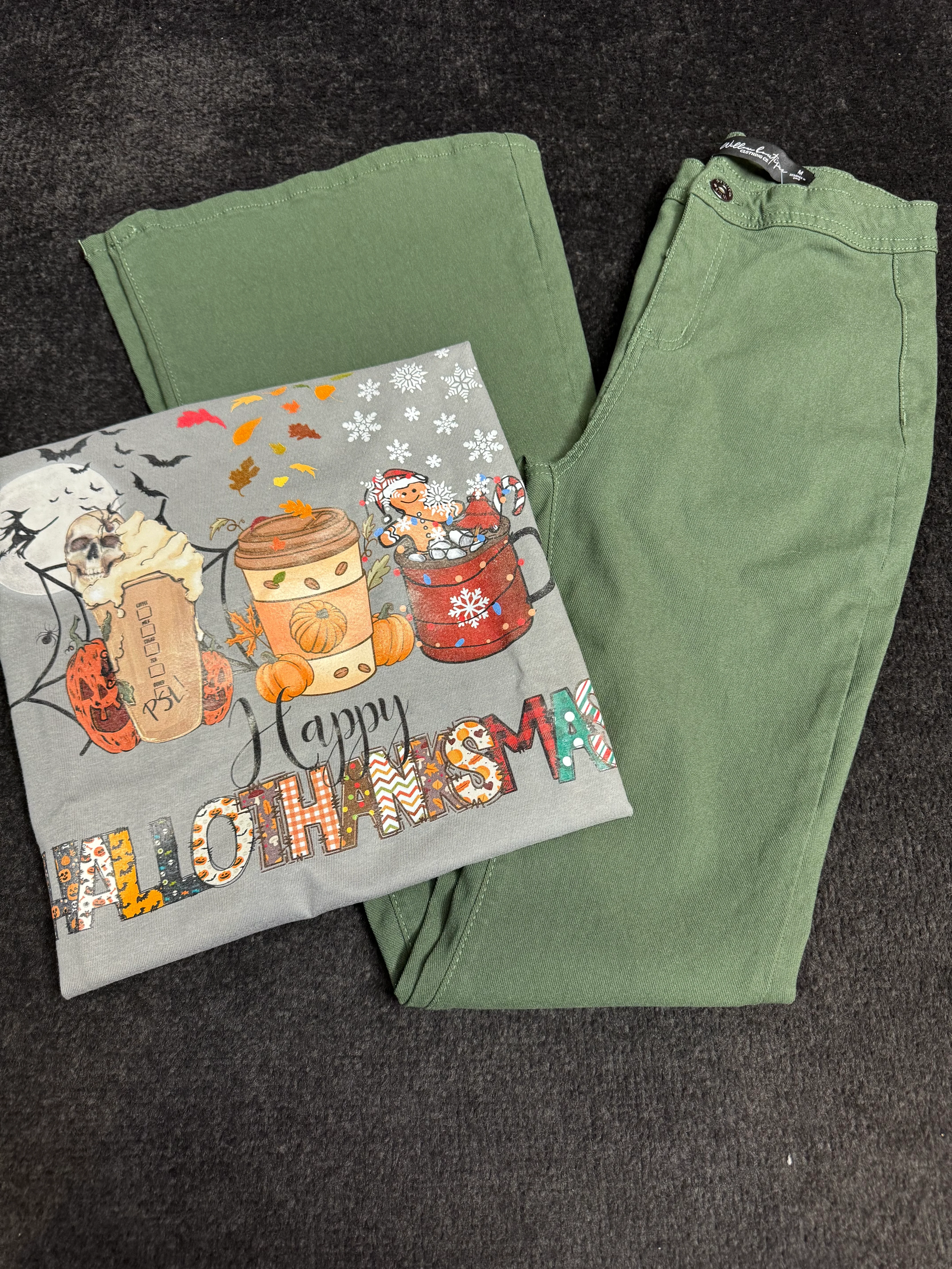 Hallothanksmas Flare Bundle (1 Fiona Flare + 1 Hallothanksmas Shirt) - Image 10