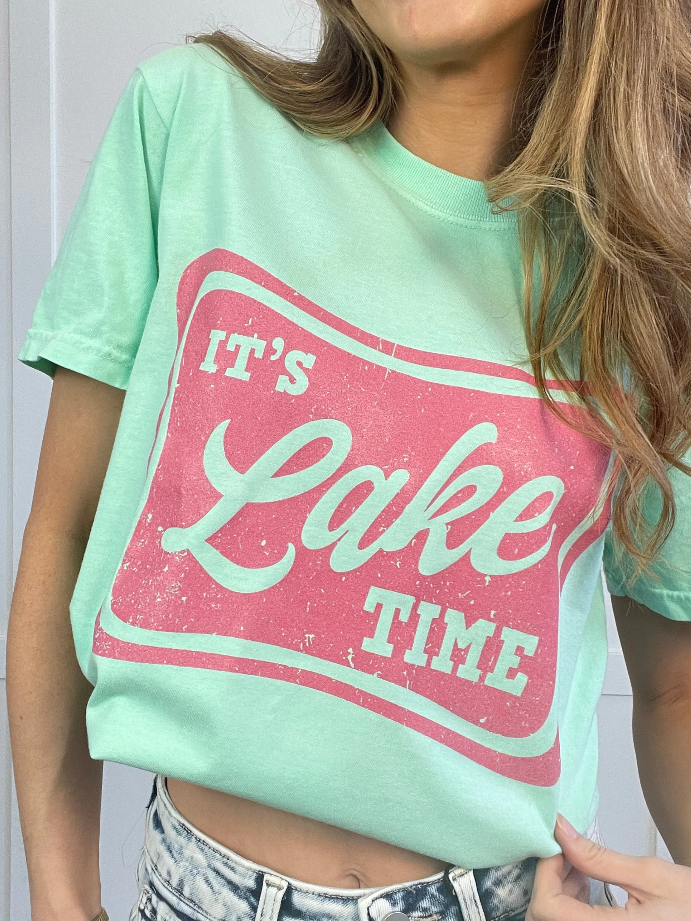 Lake Time Graphic - Image 3