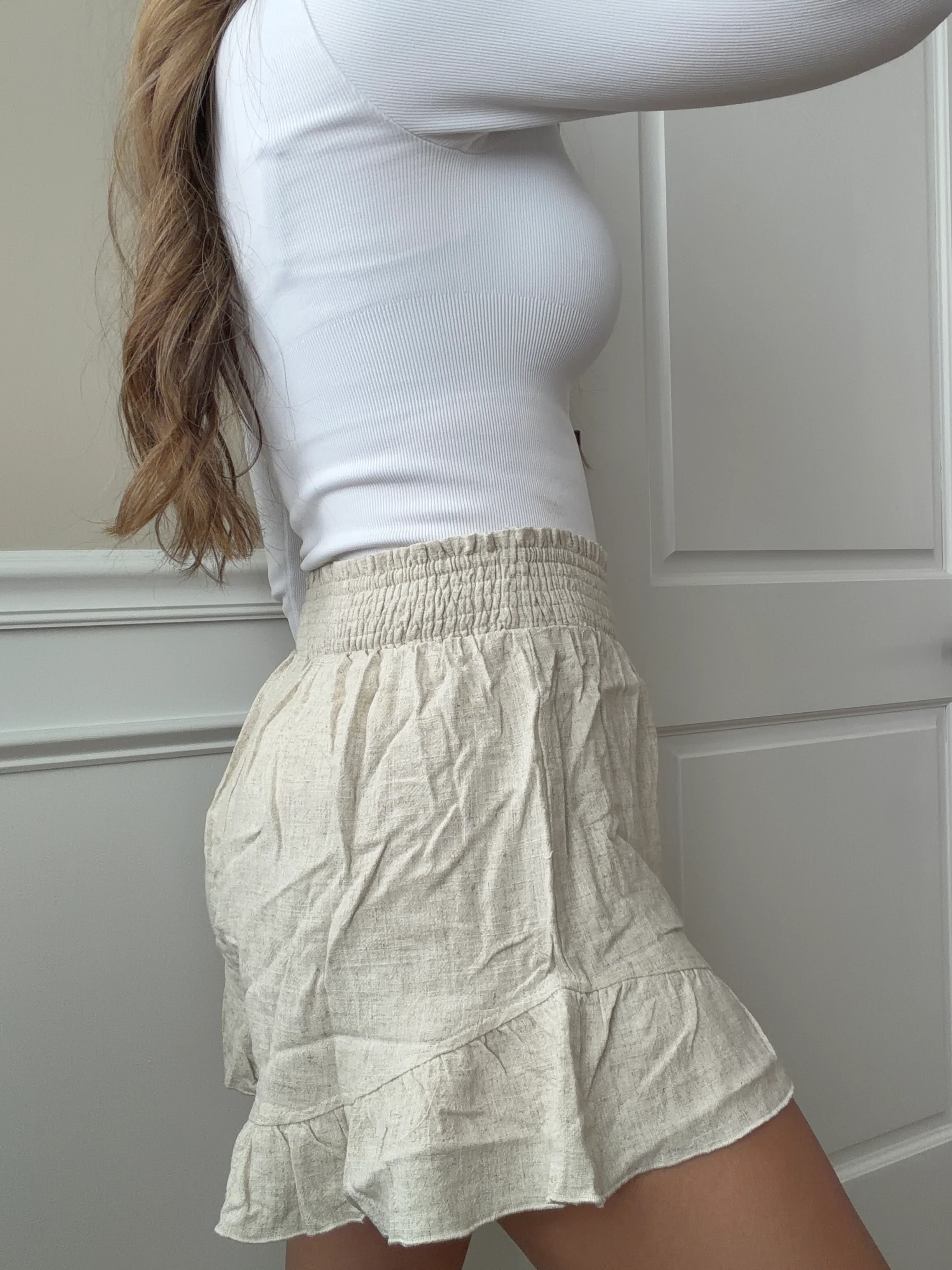 London Stroll Linen Shorts - Image 4