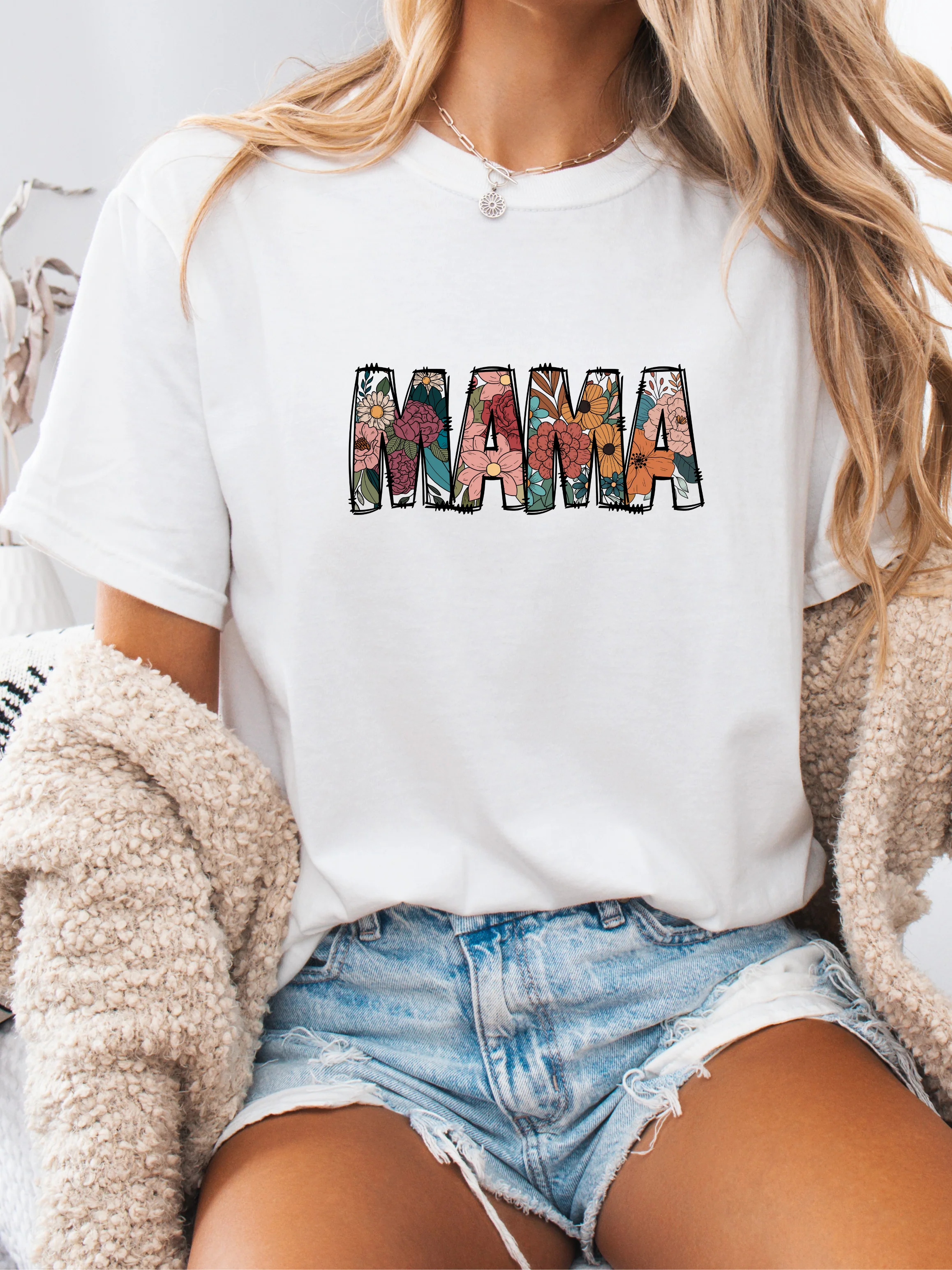 Mama Floral Graphic - Image 9