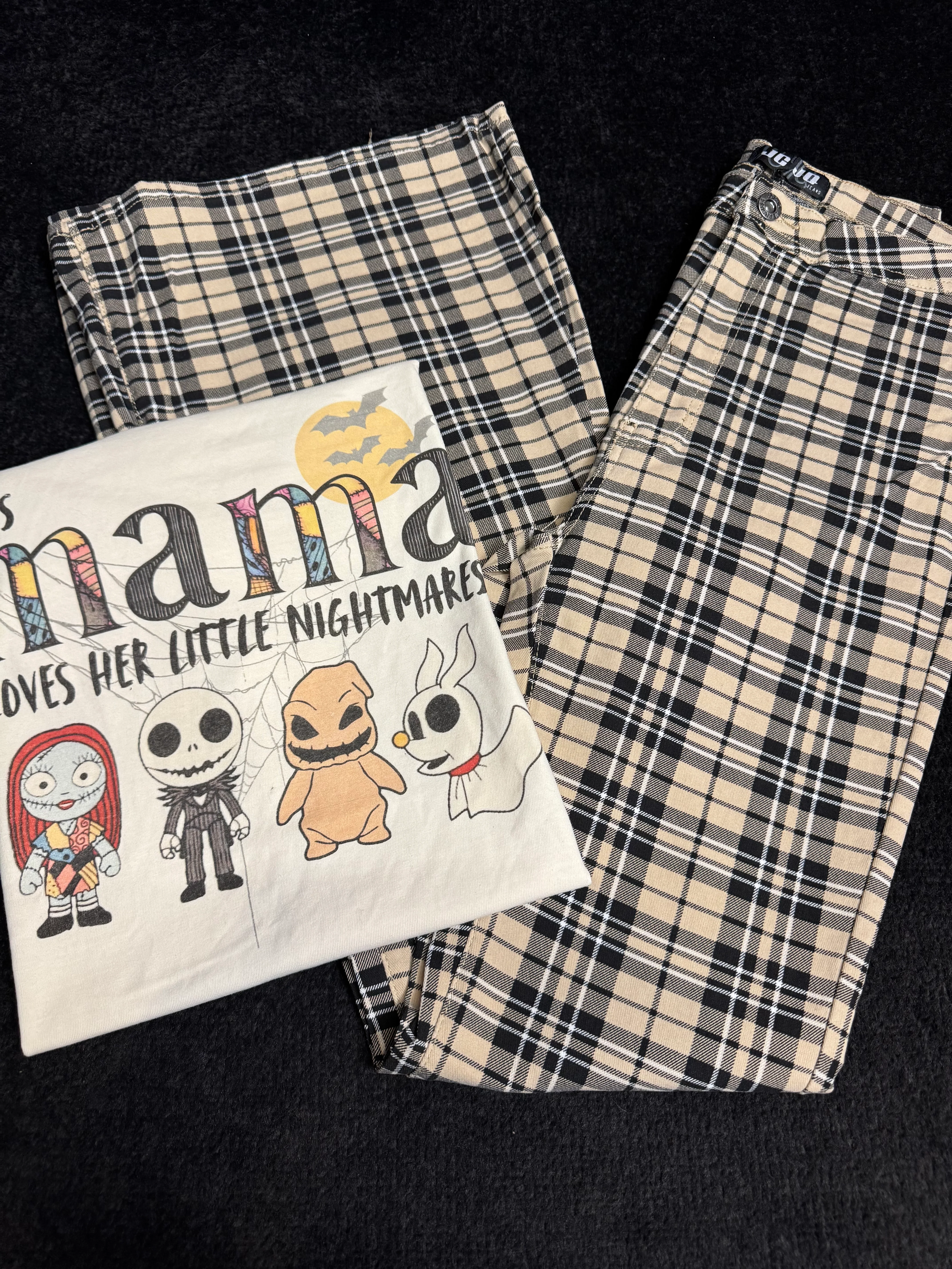 Spooky Mom Flare Bundle Bag (1 Fiona Flare + 1 Spooky Momma Tee) - Image 13