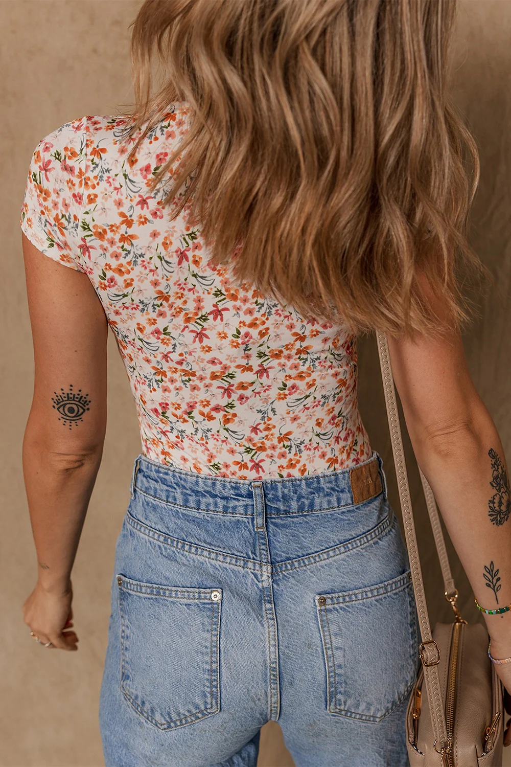 PREORDER: Izzy Ruched Short Sleeve Bodysuit - Image 5