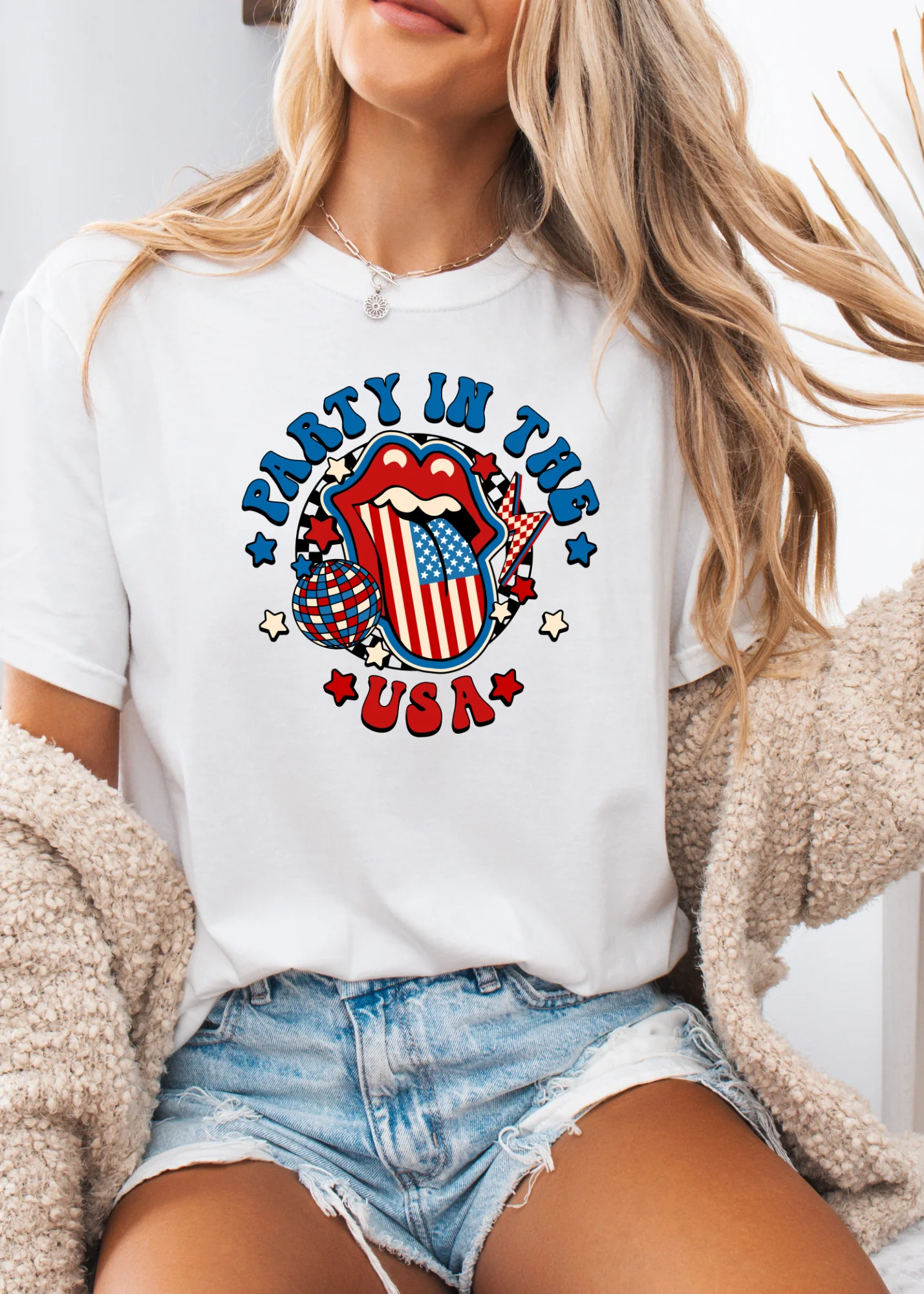 Retro Independence Day Graphic T-Shirt - Image 5