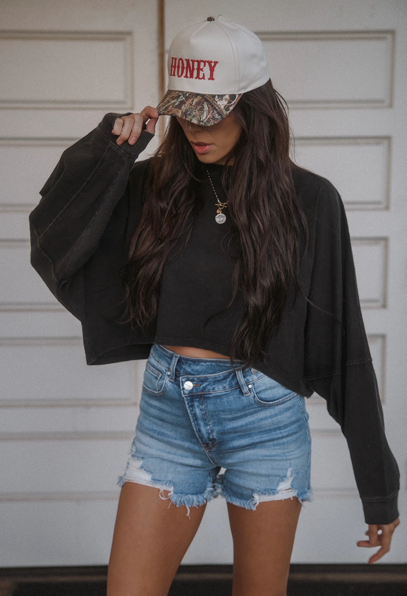 Riley Cropped Long Sleeve - Image 11