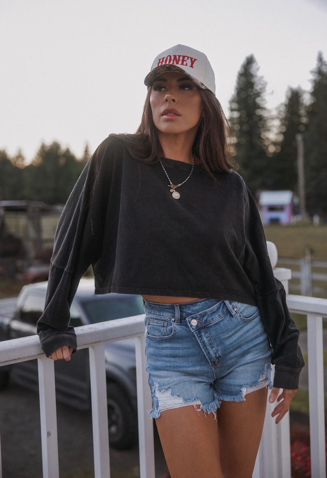 Riley Cropped Long Sleeve - Image 3