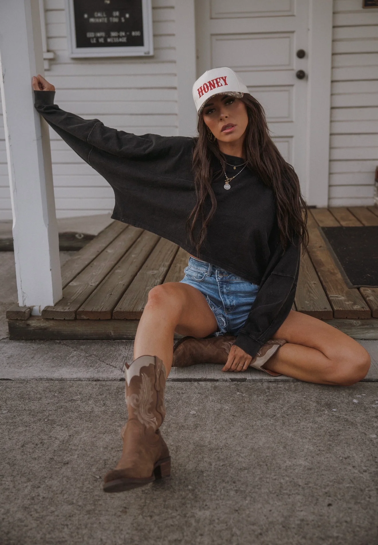 Riley Cropped Long Sleeve - Image 4