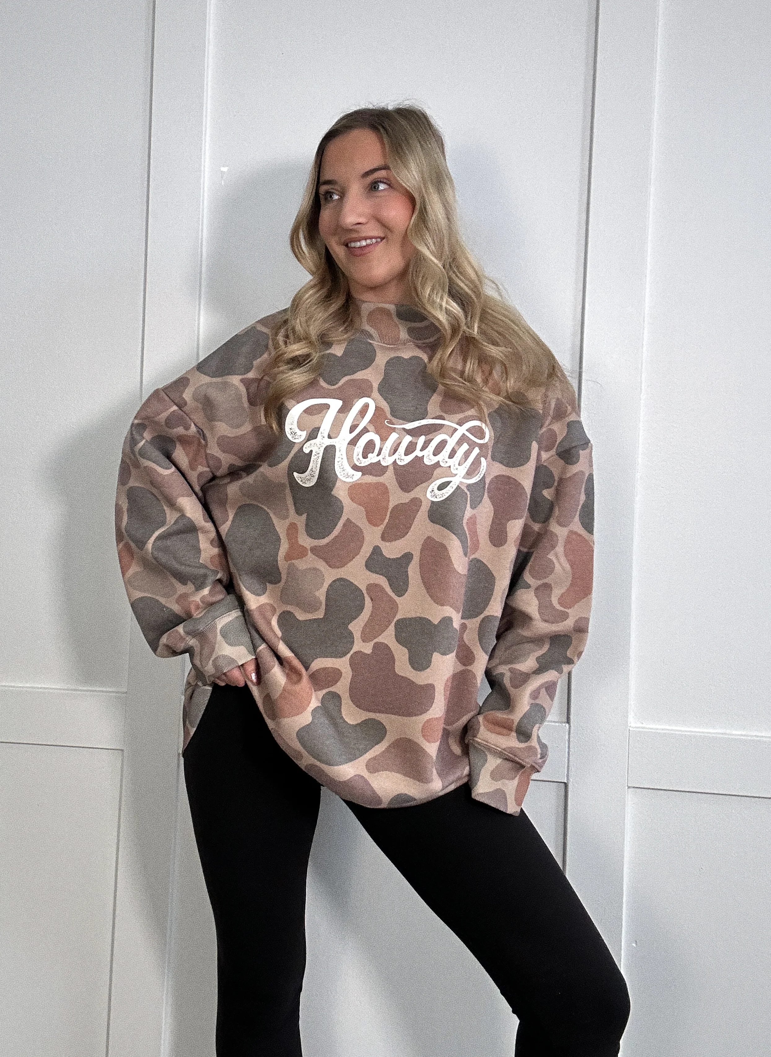 Tilly Howdy Oversized Dark Camo Mockneck Crew - Image 7