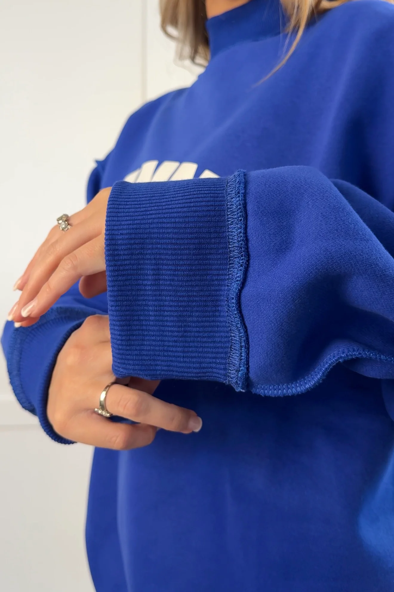 Tilly Jesus Reversible Oversized Mockneck Crew - Image 8